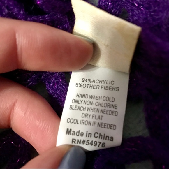 SOLD Women’s Mudd Crochet Purple Infinity Scarf - Picture 4 of 4